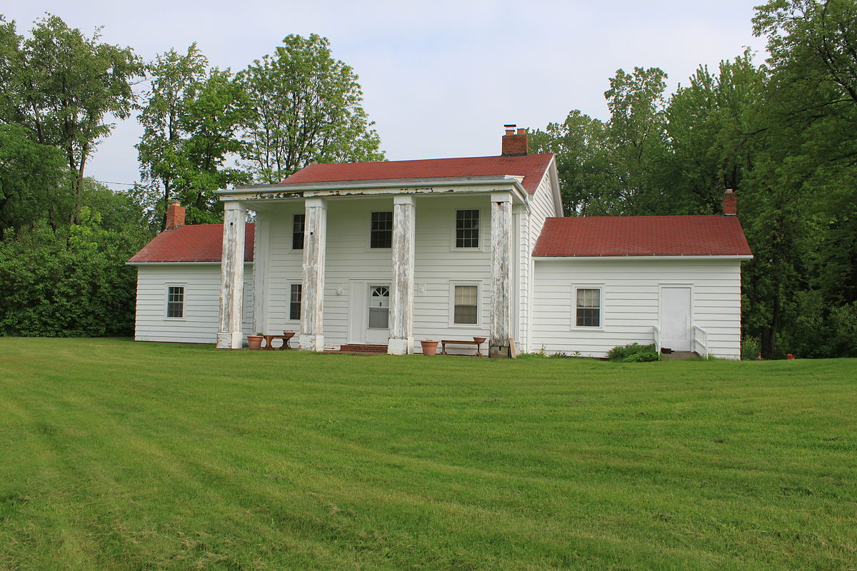 1200px-Hewitt_House_Visitor_Center_Cambridge_Junction_Historic_State_Park_Brooklyn_Michigan 1200px-Hewitt_House_Visitor_Center_Cambridge_Junction_Historic_State_Park_Brooklyn_Michigan